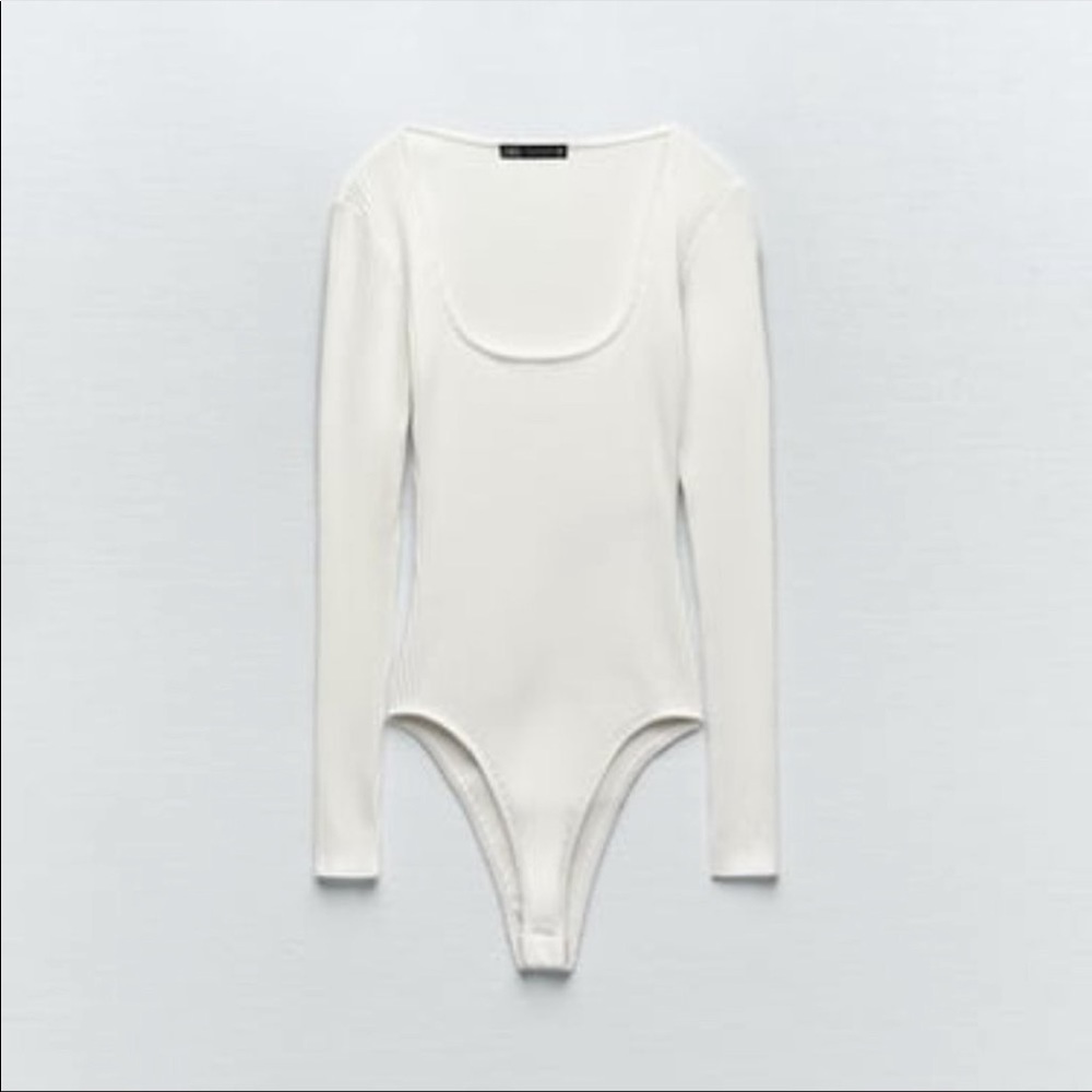 Zara white long sleeve ribbed bodysuit